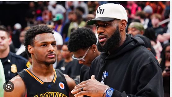 Shocking: Why LeBron James Reject Trade With Cleveland Cavaliers To Re-sign With His Club Revealed